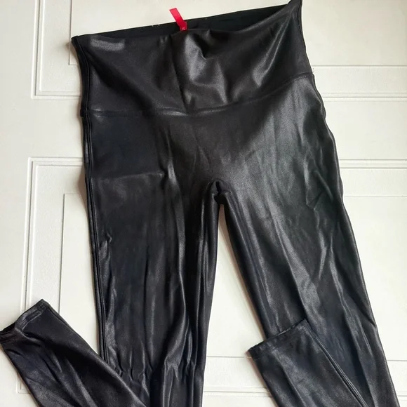 SPANX High-Waisted Faux Leather Leggings Black Size M - Picture 2 of 5